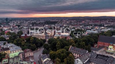 Kosciol Mariacki, Saint Mary Basilica, Stare Miasto, Old Town, Cracow, Krakow