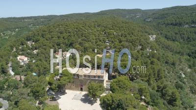 Castle Saumane - Video Drone Footage
