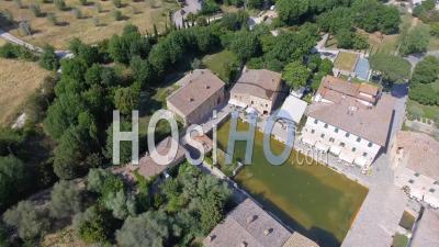 Bagno Vignoni, Tuscany. Amazing Aerial View Of Medieval Italian Town - Video Drone Footage