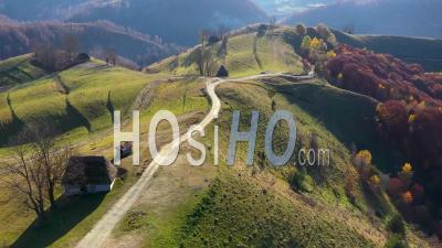 Paysage D'automne Paysage De Montagne - Vidéo Drone