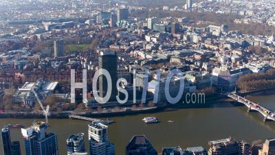 Vue Aérienne De La Tamise, Victoria Et Maisons Du Parlement, Londres, Filmée Par Hélicoptère En Hiver, Londres, Londres, Royaume-Uni