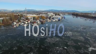 Glace Sur Le Fleuve Fraser En Hiver Ricmond Bc Canada - Vidéo Drone