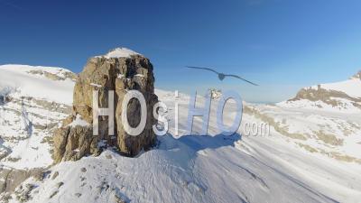 Glacier 3000 Gstaad Diablerets Alpes Suisses Suisse - Vidéo Drone