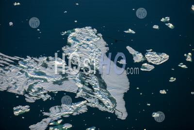 Île Southampton Foxe Et Le Détroit Frozen Nunavut - Photographie Aérienne