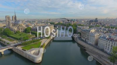 Notre-Dame De Paris, The Seine And The Ile De La Cité, Seen By Drone - Aerial Photography