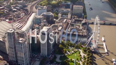 Waterloo Et London Eye Filmés En Hélicoptère