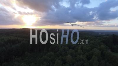 Coucher De Soleil Dans Les Bois, Corrèze, Vidéo Drone
