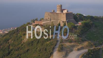 Fort-Saint-Elme, Collioure - Video Drone Footage