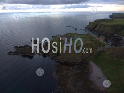 Dunnottar Castle - Vue Par Drone - Photographie Aérienne