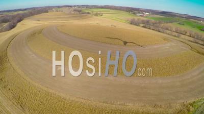 Vue Aérienne Sur Les Cercles De Culture Drumlin Dans Le Wisconsin Rural - Vidéo Drone