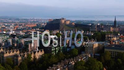 Edinburgh Castle And The Medieval Old Town (scotland) - Video Drone Footage