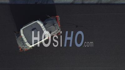 Rouleaux Compresseurs Sur Une Piste D'aérodrome, Vidéo Drone
