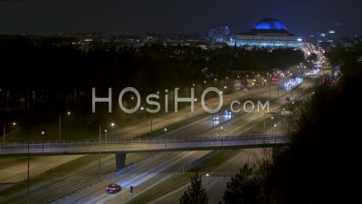 Vue Sur Le Bâtiment Sphérique Ericsson Globe à Johanneshov, Stockholm - Vidéo Drone
