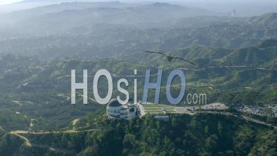 Vue Aérienne De L'observatoire Griffith, Hollywood Hills Et Les Montagnes De Santa Monica