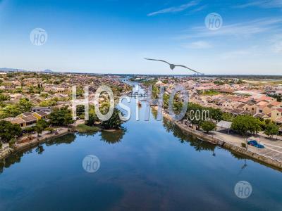 Aerial Panoramic View Of The Ancient Town Of Hoi An - Drone Point Of View - Photographie Aérienne