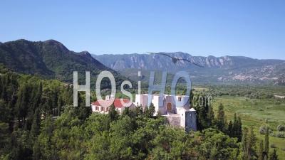 Villa Besac Dans Le Sud Du Monténégro - Vidéo Drone