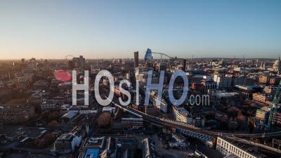 London South Central Skyline London Eye Bt Tower St Pauls Panorama Royaume-Uni - Vidéo Aérienne Par Drone