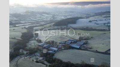 Frosty British Countryside Fields At Sunrise - Drone Point Of View - Photographie Aérienne