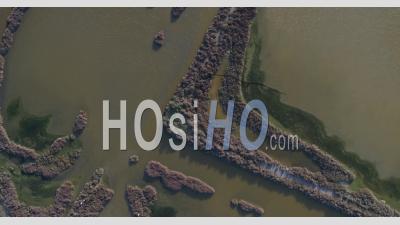 Atmosphère Calme à Frontignan, Filmée Par Drone En Hiver