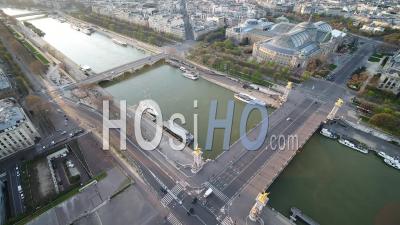 Pont Alexandre 3 Bridge, During Paris Lockdown 03/2020 - Video Drone Footage