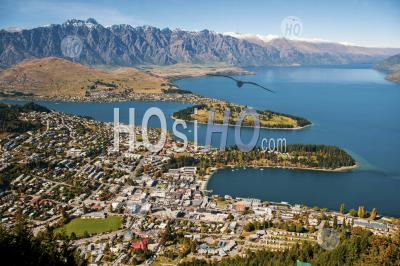 Queenstown And Lake Wakatipu, South Island, New Zealand