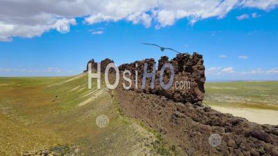 Aerial View Over A Natural Geological Formation Reveals Shiprock, New Mexico - Photo Drone 