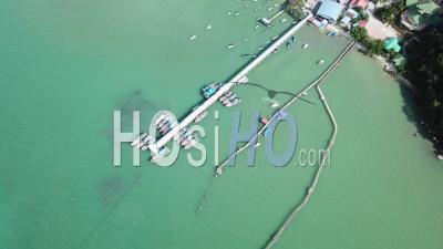 Ferme De Pêche De Teluk Bahang - Vidéo Filmée Par Drone