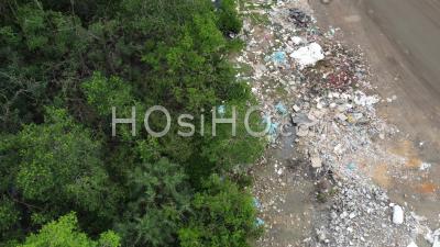 Vue Aérienne Des Déchets à La Terre - Vidéo Par Drone