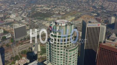 Us Bank Tower, Gratte-Ciel à Los Angeles, Californie, Lumière Du Jour 4k - Vidéo Par Drone
