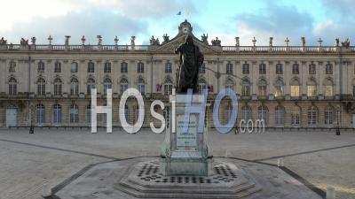 Statue Of Stanislas Leszczynski In Front - Nancy Place Stanislas - Video Drone Footage