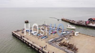 Le Port Et La Plage De Whitstable, Royaume-Uni - Vidéo Par Drone