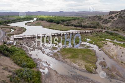Eau De Qualité Rio Détournée Pour L'irrigation - Photographie Aérienne