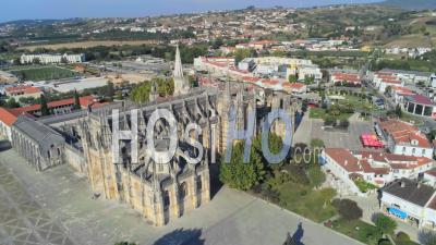 Mosteiro De Batalha (monastère De Batalha), Portugal -Vidéo Par Drone