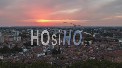 Lovely Sunset, Establishing Aerial View Shot Of Toulouse Fr, Haute-Garonne, France - Video Drone Footage