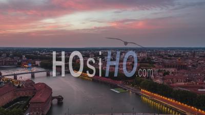 Lovely Sunset, Establishing Aerial View Shot Of Toulouse Fr, Haute-Garonne, France - Video Drone Footage