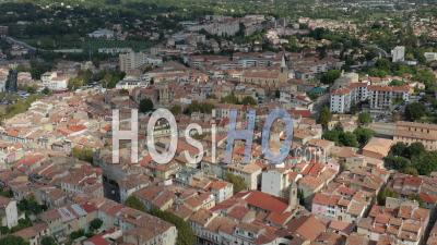 Ville D'aubagne En Provence, Bouches-Du-Rhône, France - Vidéo Par Drone