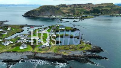 Images Aériennes De L'île D'easdale, L'une Des îles Slate à Argyll And Bute, En Écosse, Au Royaume-Uni - Vidéo Drone