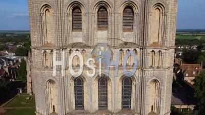 Cathédrale D'ely, Filmée Par Un Drone