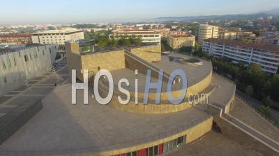 Grand Theater De Provence - Video Drone Footage