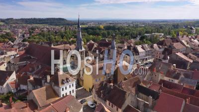 Saint-Pourçain-Sur-Sioule, Allier, Bourbonnais, France - Vidéo Par Drone