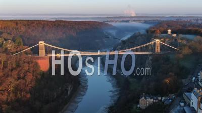  Vue Aérienne Sur Les Gorges D'avon Et Le Pont Suspendu De Clifton, Bristol, Angleterre - Vidéo Drone