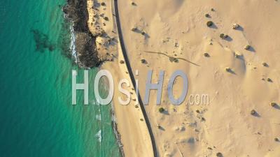  Espagne, Iles Canaries, Fuerteventura, Route Traversant Le Parc Naturel Des Dunes De Corralejo - Vidéo Drone