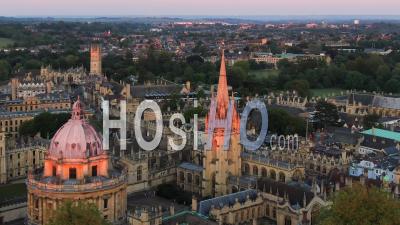 Université D'oxford Et Centre-Ville, Oxfordshire, Angleterre - Vidéo Drone