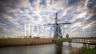 Moulins à Vent, Kinderdijk, Site Du Patrimoine Mondial De L'unesco, Pays-Bas