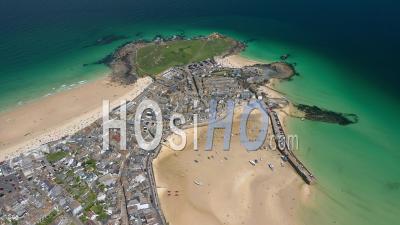 Vue Aérienne De St. Ives, Cornouailles, Angleterre, Royaume-Uni - Vidéo Par Drone