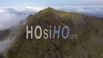 Vue Aérienne Du Mont Snowdon, Snowdonia, Gwynedd, Nord Du Pays De Galles - Vidéo Par Drone