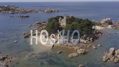Vidéo Par Drone De Trégastel, Castel Costaeres
