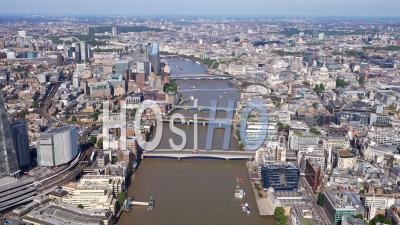 La Ville De Londres Filmée Par Un Hélicoptère