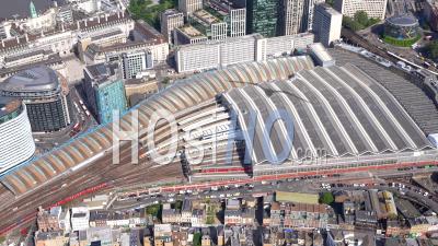 La Gare De Waterloo, London Eye, Filmée En Hélicoptère