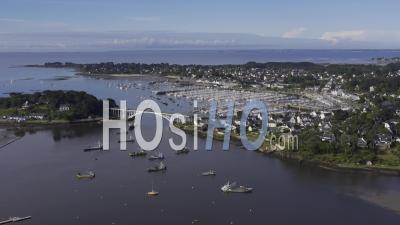 Flyover La Trinite-Sur-Mer, The Riviere De Crac'h, The Pont De Kerisper, The Port - Video Drone Footage